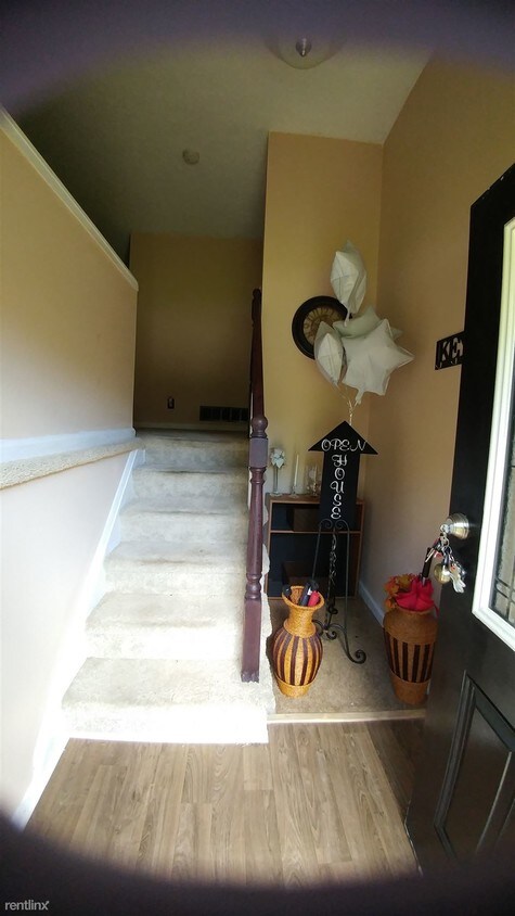 Primary Photo - 5989 Heatherwood Ln