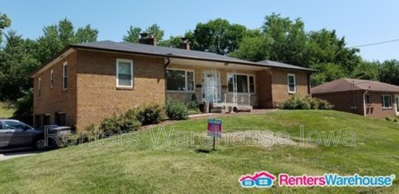 Foto principal - 419 44th St