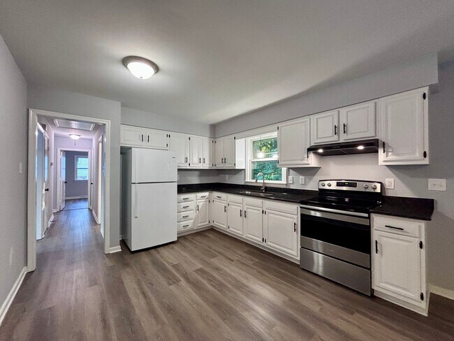 Foto del edificio - 2710 Puckett Ct