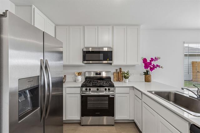 Building Photo - 3017 Tooley Dr