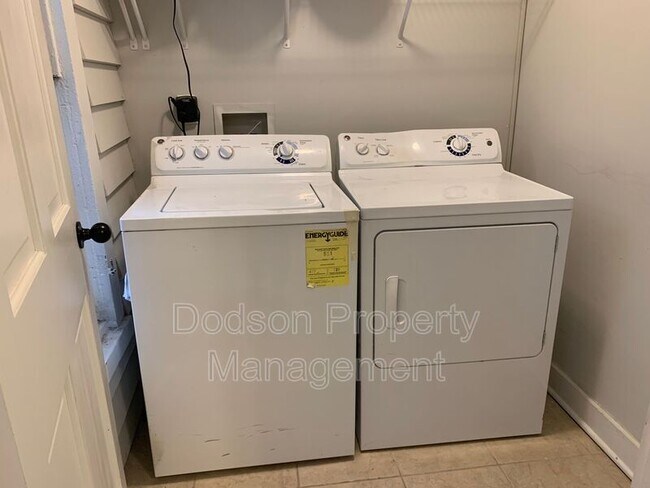 Foto del edificio - 633 N 27th St