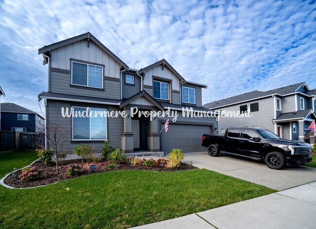 Building Photo - Stunning Soundview Estates 5 bedroom home