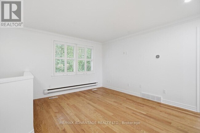 Photo du bâtiment - 195 Emery St E