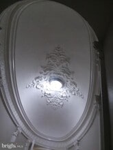 Building Photo - 2012 Mt Royal Terrace