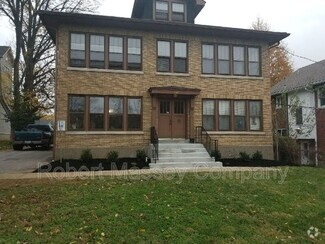 Building Photo - 333 S Peterson Ave