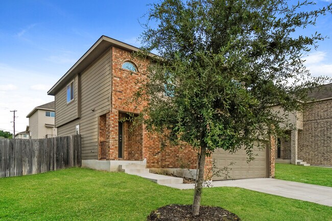 Foto del edificio - 4807 War Horse Dr