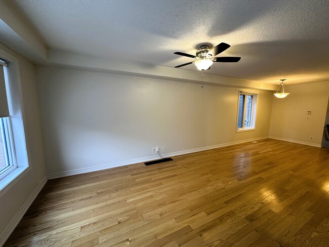 Building Photo - Corner Townhouse With Finished Basement in Windfields Farm (3 Bed, 2.5 Bath)