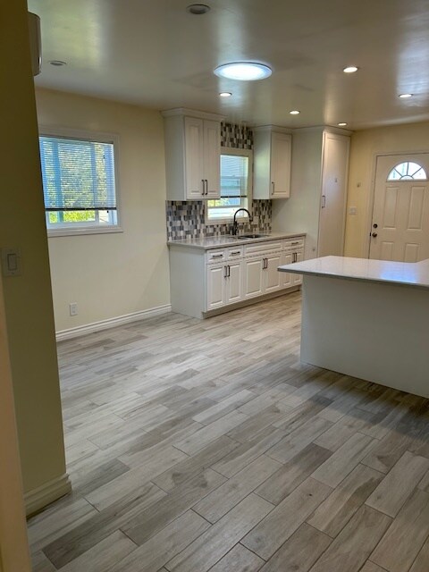 Cocina/sala de estar combinadas - 4756 McConnell Ave