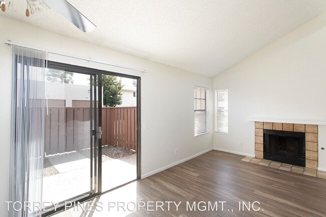 Building Photo - 1141 N Escondido Blvd