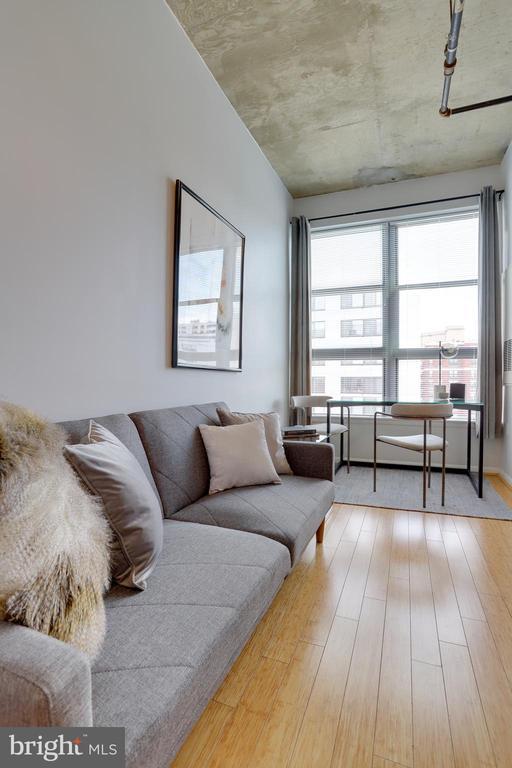 Foto del edificio - 1300 N St NW