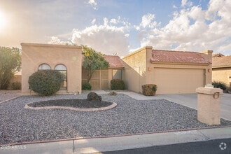 Building Photo - 25822 S Boxwood Dr