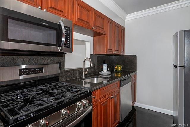 Foto del edificio - 150 Lake Pointe Dr