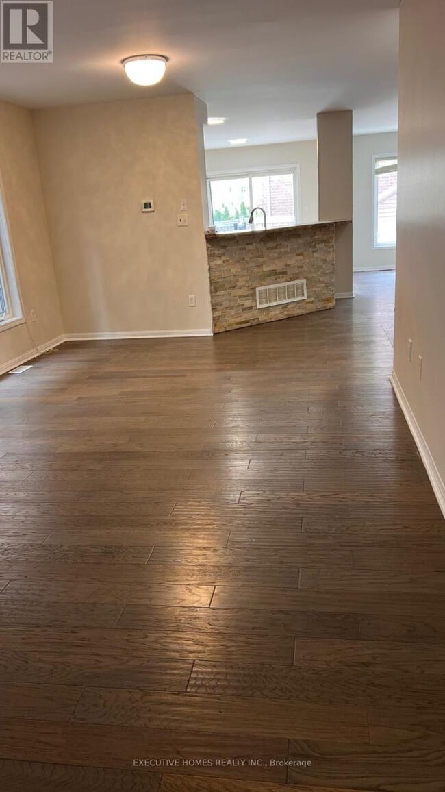 Building Photo - 58 Bleasdale Ave