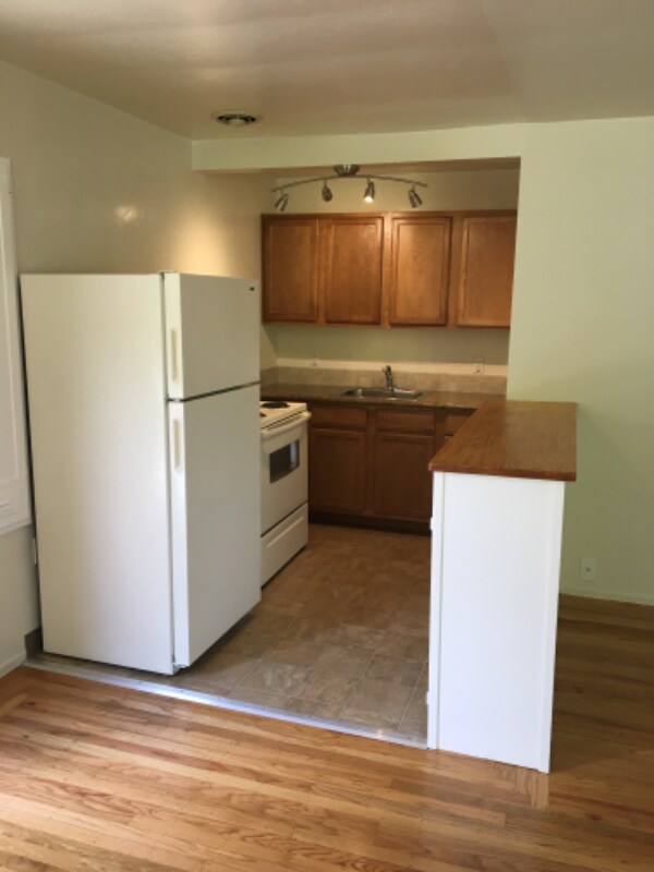 14 Pacheco St Unit 2, San Rafael, CA 94901 Room for Rent in San