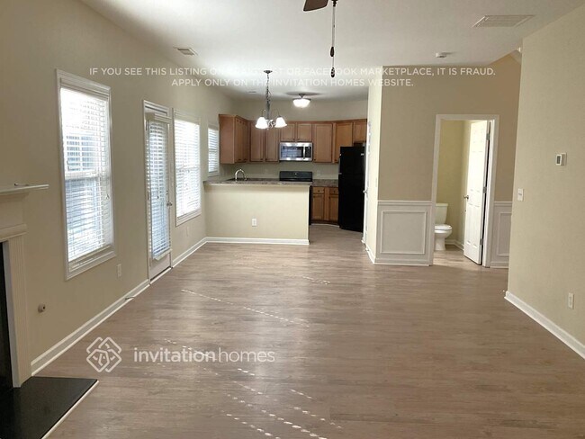 Foto del edificio - 2660 Freemont St