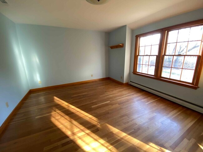Foto del edificio - 394 Hadley St