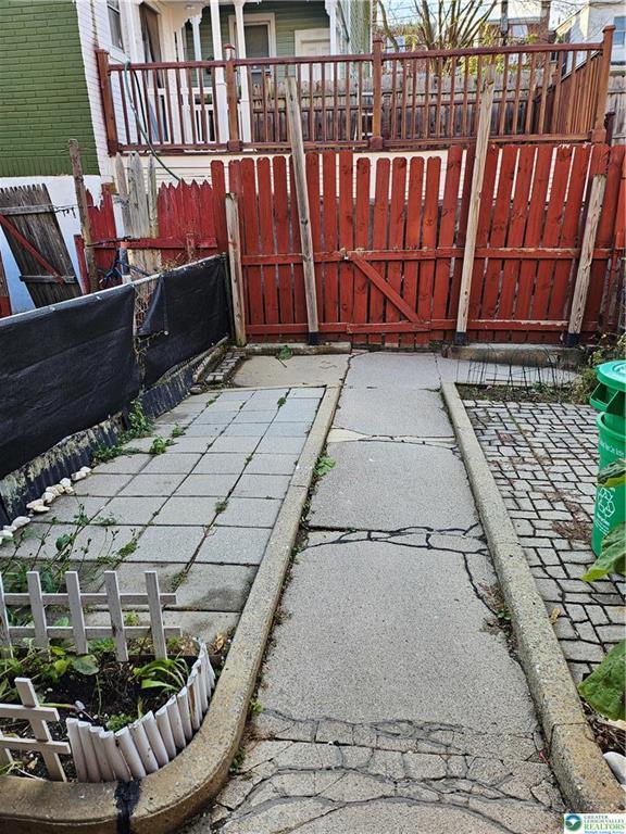 Foto del edificio - 734 N Meadow St