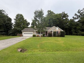 Building Photo - 717 Mallard Dr