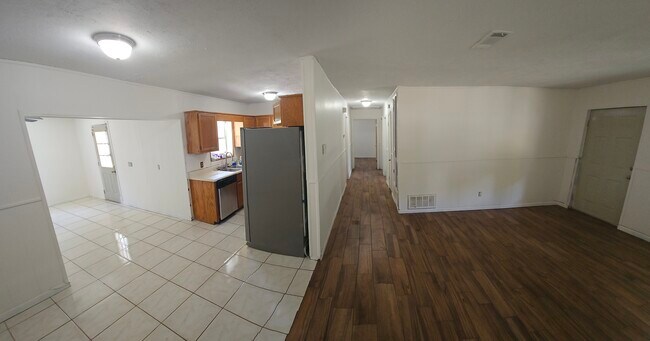 Foto del edificio - 221 Edison Drive