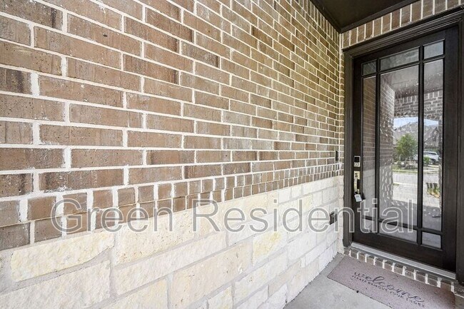 Foto del edificio - 18402 Mesquite Flts Trl