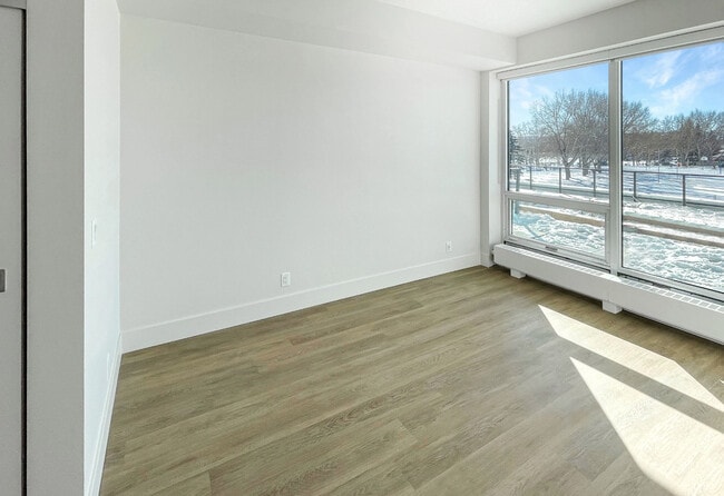 2BT2-SW - Primary Bedroom - UXBorough Living