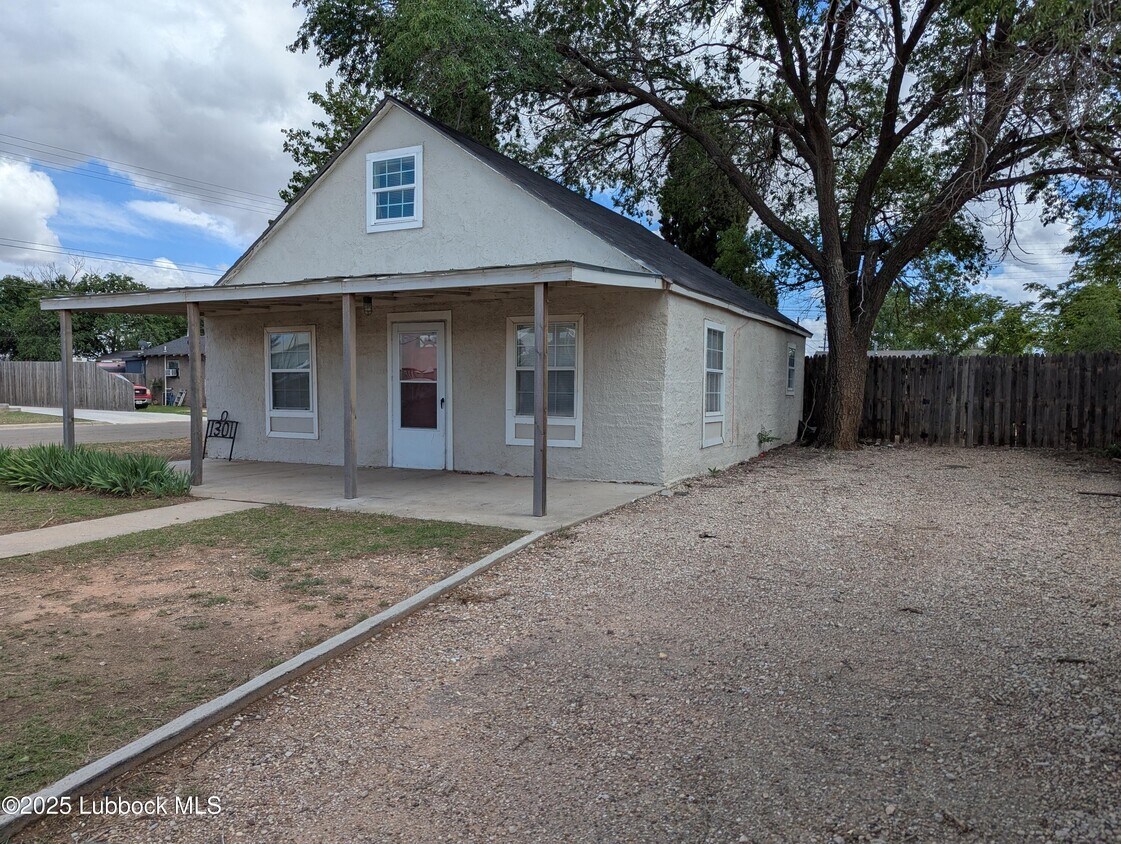 Foto principal - 1101 40th St