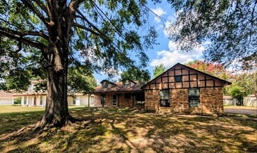 Building Photo - 3008 Brittney Ln