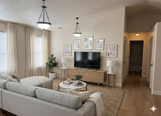 Building Photo - 956 W 580 S