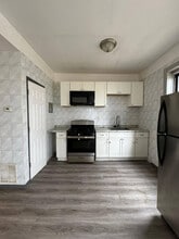 Building Photo - 53 Milford Ave