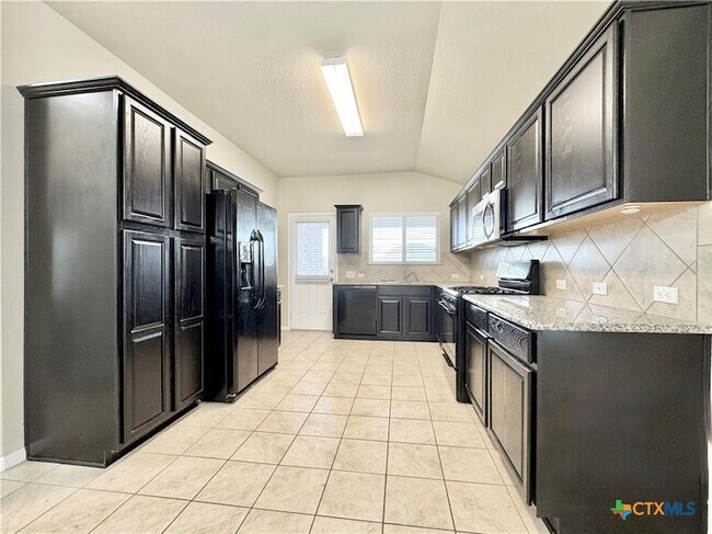 Foto del edificio - 1024 Britt Ln