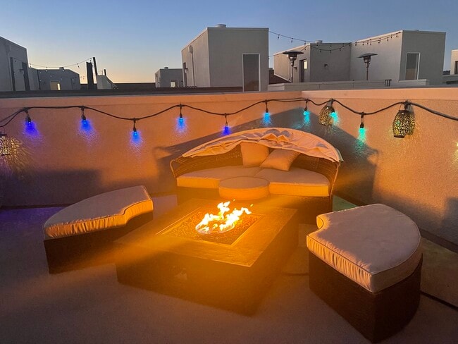 Rooftop - 1462 Longitude Dr