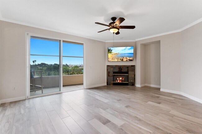 Building Photo - 4025 Canario St