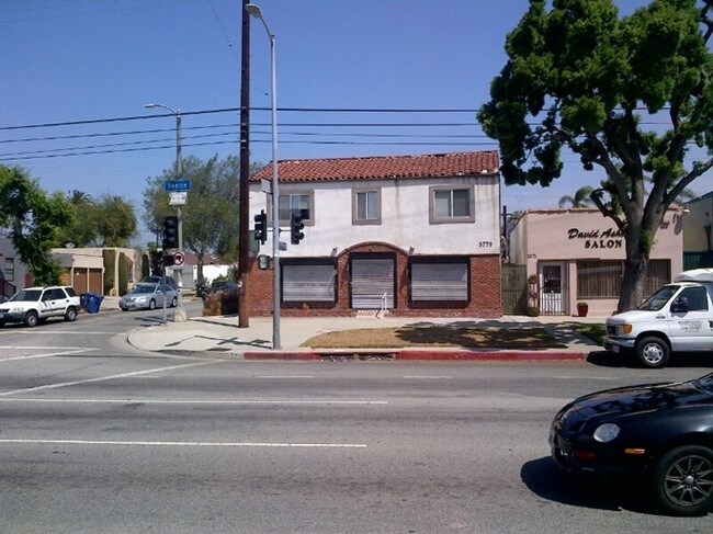 Foto del edificio - 5779 Venice Blvd