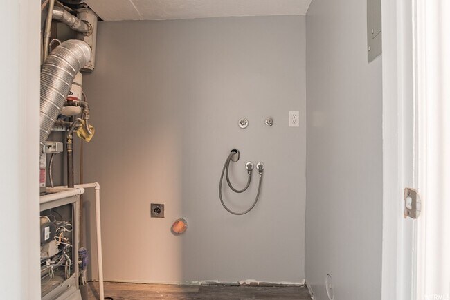 Building Photo - 125 S 1450 W