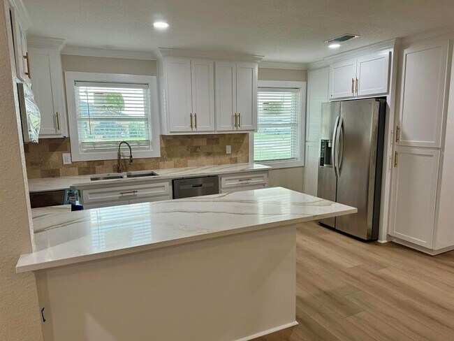 Foto del edificio - 108 Draeger Dr