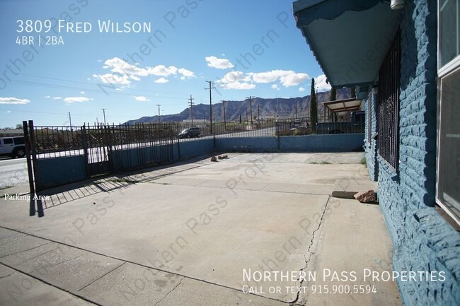 Building Photo - Cozy 4 BDR Home Near Fort Bliss!