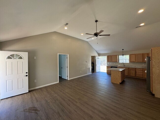 Foto del edificio - NEW CONSTRUCTION. 264 Silver Run Rd. Munford, AL