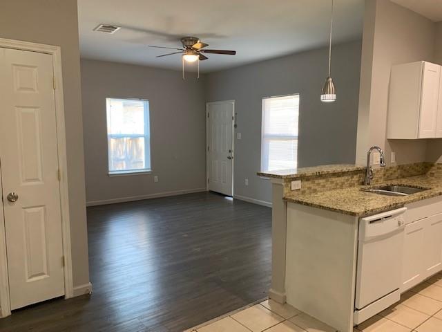 Foto del edificio - 7503 Novella Dr