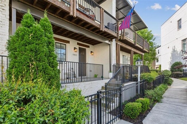 Foto del edificio - 1837 Brooks Dr NW
