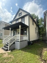 Building Photo - 940 N Court St