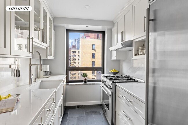 Foto del edificio - 415-423 E 54th St