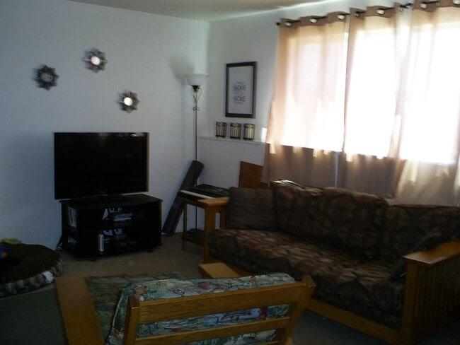 Foto del edificio - 4407 E Crow Dr