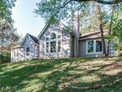 Building Photo - 1041 Hickory Hollow Rd
