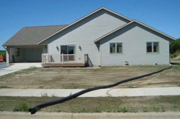 Building Photo - 625 Alyssa St