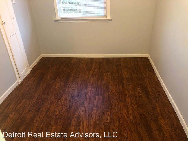 Foto del edificio - 9737 Wayburn St