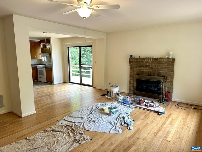 Building Photo - 143 Lake Saponi Dr