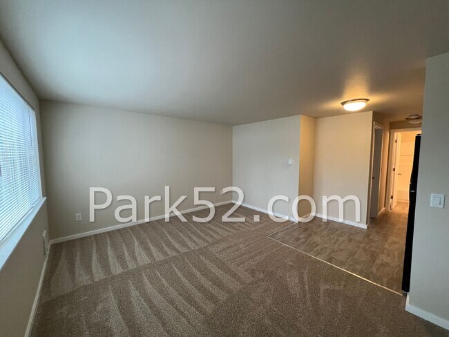 Foto del edificio - 14406 Pacific Ave S