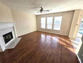 Building Photo - 4648 Cool Ridge Ct
