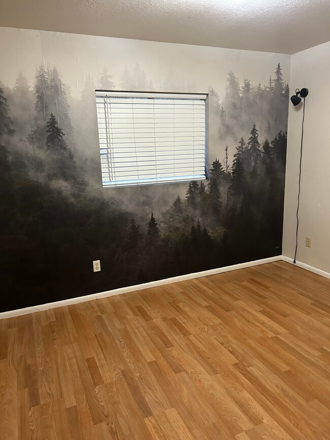 Building Photo - 810 S Owens Ln