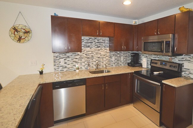 The Manhattan Luxury Apartments Tampa Fl Building Photo The Manhattan Luxury Apartments